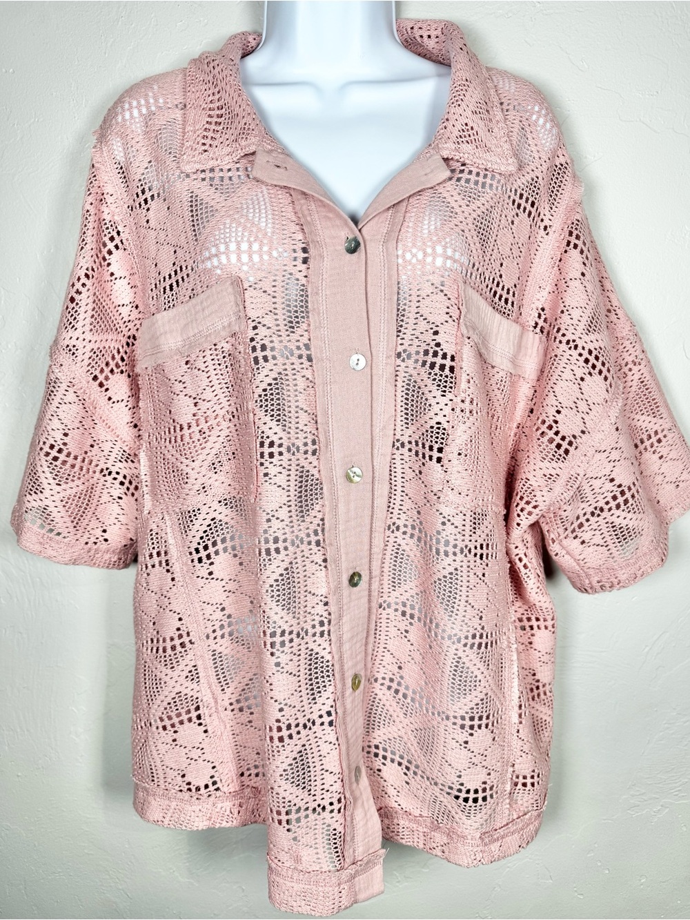 New Me Blush Pink‎ Short Sleeve Crochet Button Down Size 1X